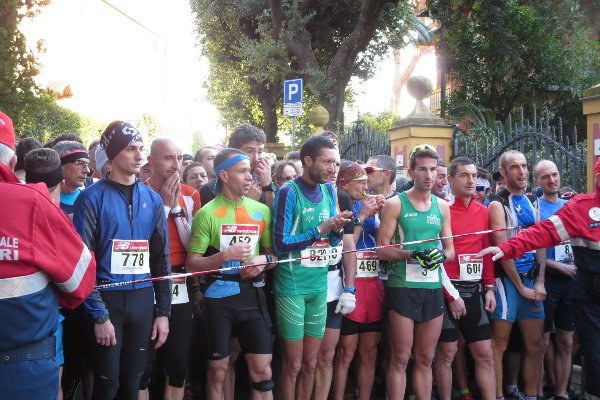 Carlo Ratti alla partenza del Trail di Portofino