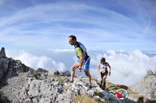 Sergio Bernasconi al passaggio del Grignone (Foto SportdiMontagna.com)