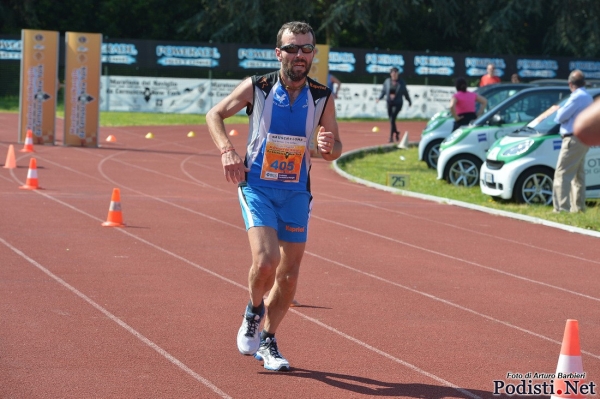 Luca Ripamonti all'arrivo della Mezza di Cernusco S.N. (foto Podisti.net)