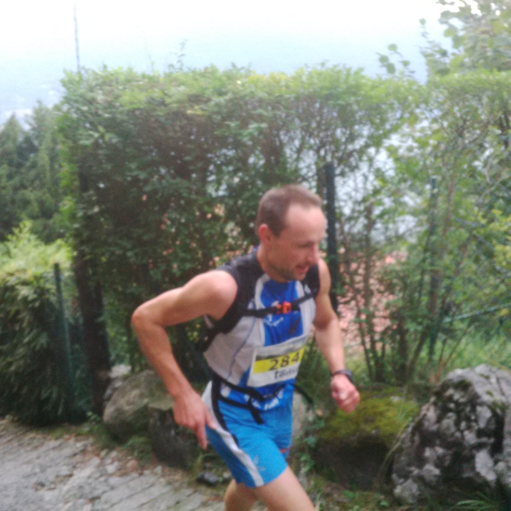 Sergio Bernasconi in azione nel Moltrasio Imperial Trail