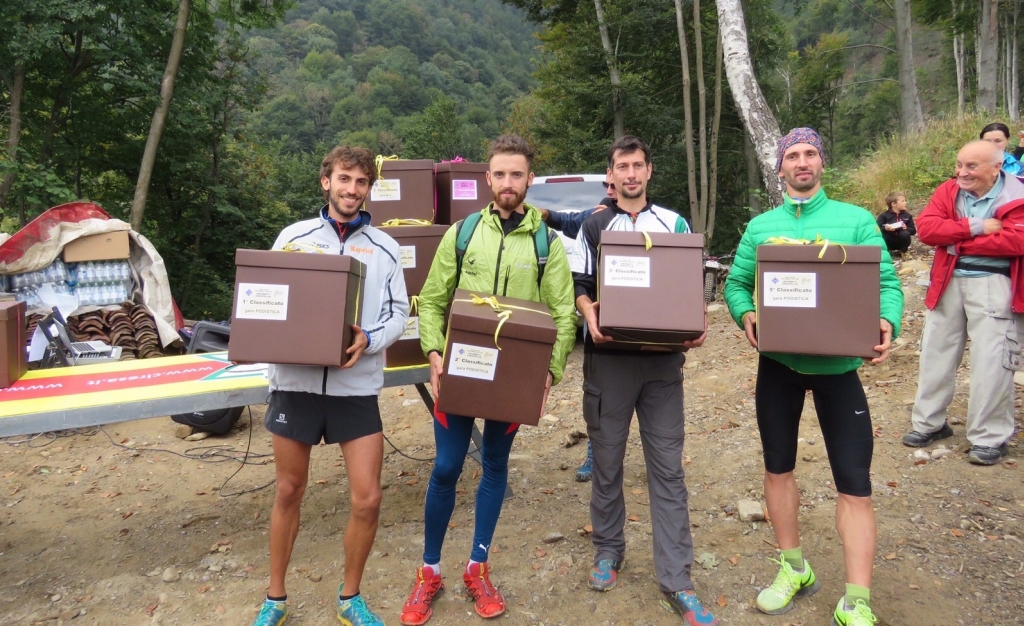 Il podio maschile della Cortenova-Alpe Zuc (Foto ValsassinaNews)