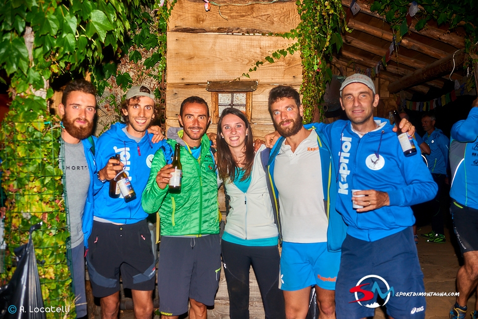 Falchi e simpatizzanti al Colmen Vertical Night (foto SportdiMontagna.com)