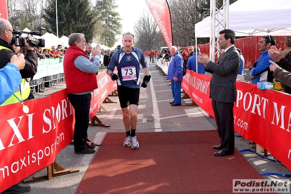 Stefano all'arrivo (foto di R. Mandelli - Podisti.net)